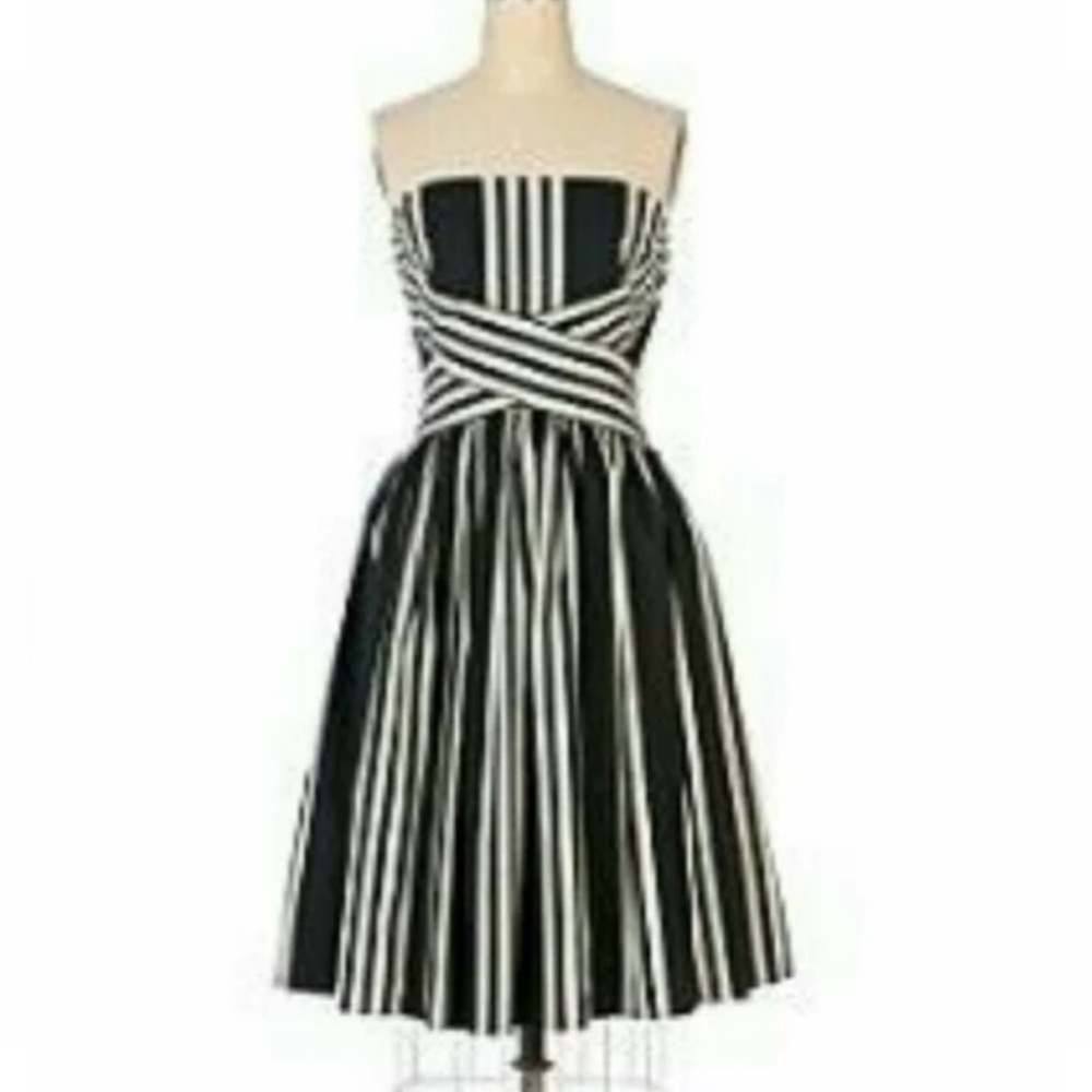 Jessica Howard size 6 looks like Regatta dress sold by Anthropologie